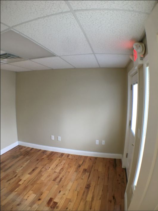 1802 Elm St, Manchester, NH 03104